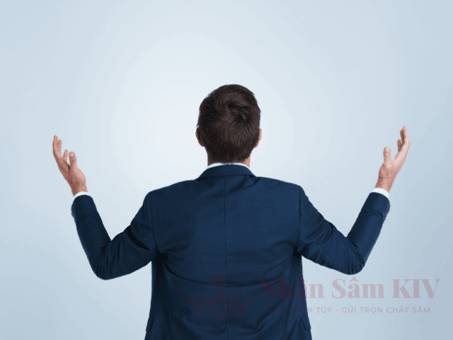 Tại sao tâm lý nam giới thường chọn im lặng